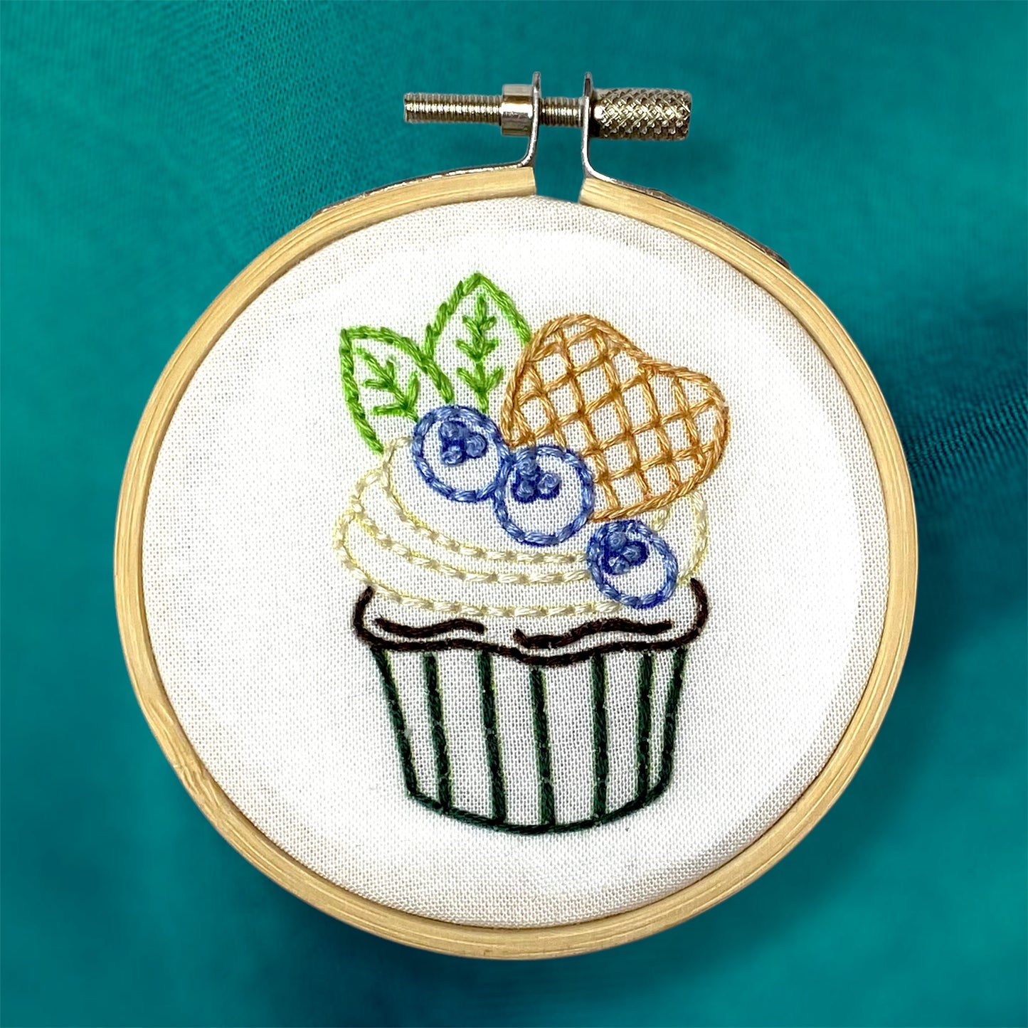 Blueberry Cupcake Mini Embroidery Kit